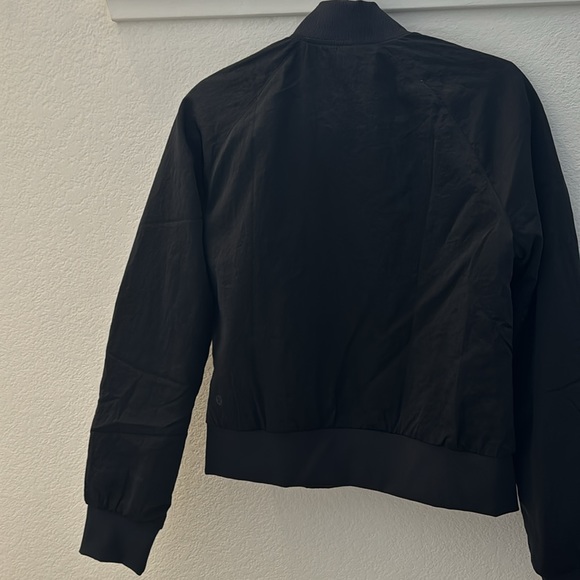 Lululemon reversible bomber jacket - Picture 2 of 5